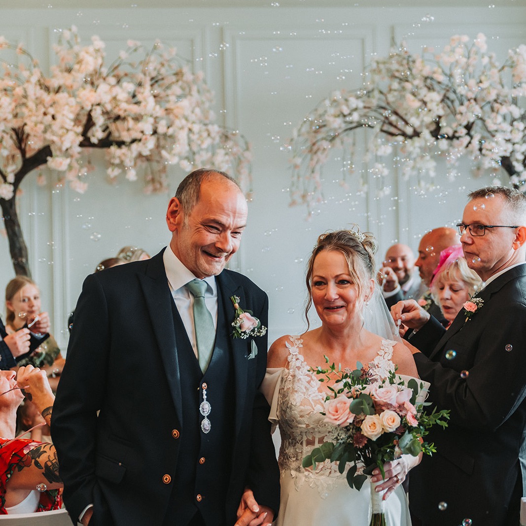 <h4><strong>Connect with Emotion</strong><br /><br /></h4>